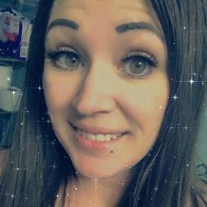 Meet your Posher, Holly